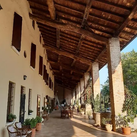Santa Cristina Bed & Breakfast *